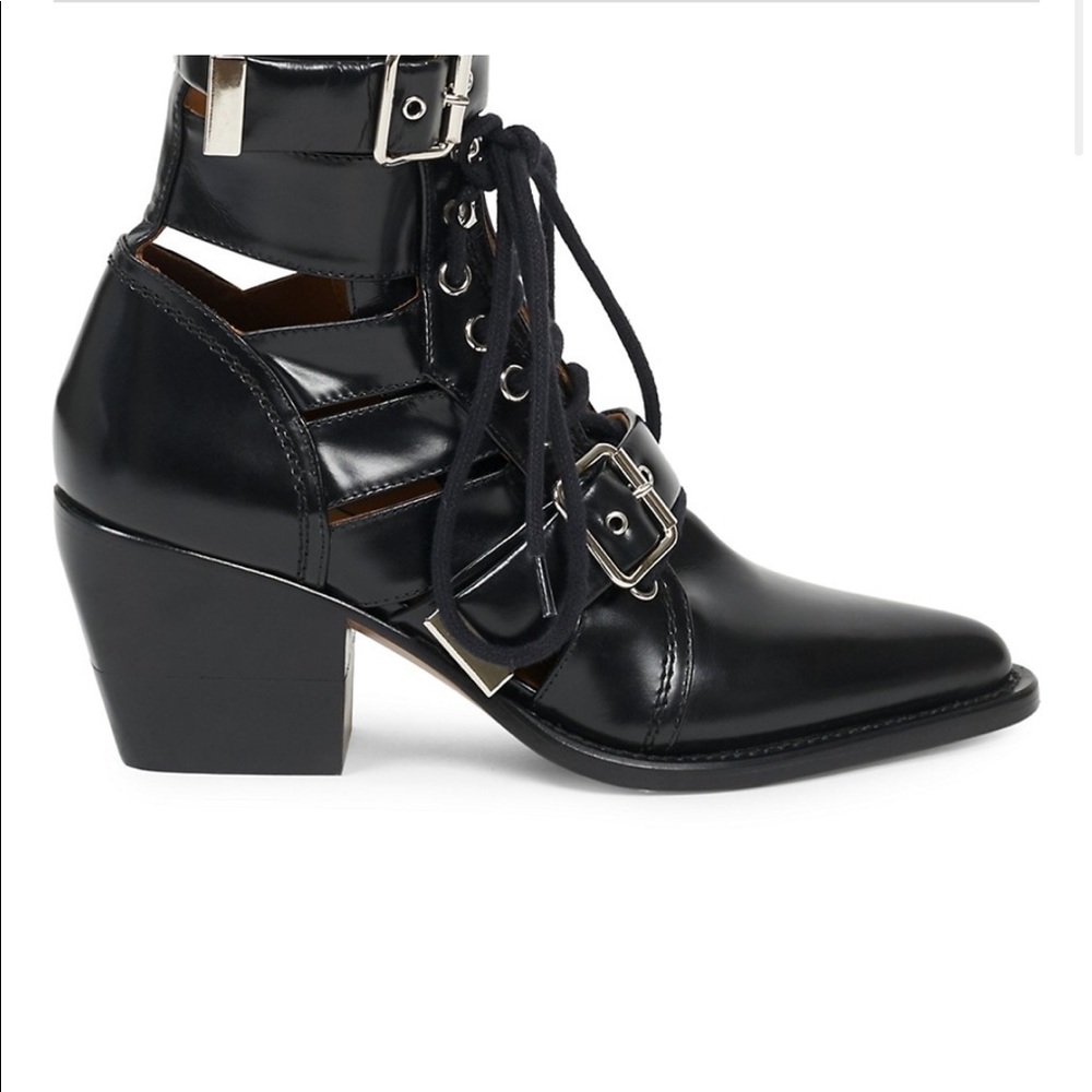 Chloe Rylee buckle Cutout boots